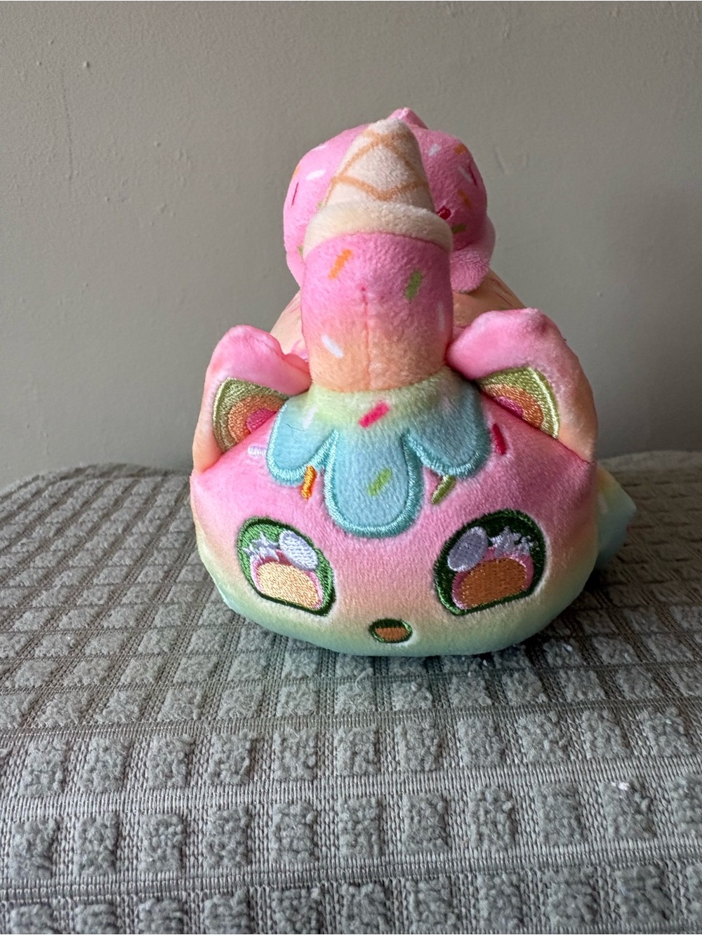 Aphmau meemeows 6” rainbow Sprinkle Ice Cream cat Plush Soft Multicolor